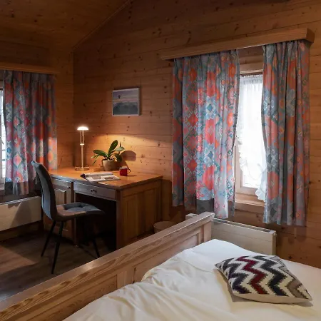 De Commune Hotel 3*