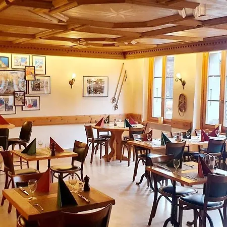 Hotel De Commune