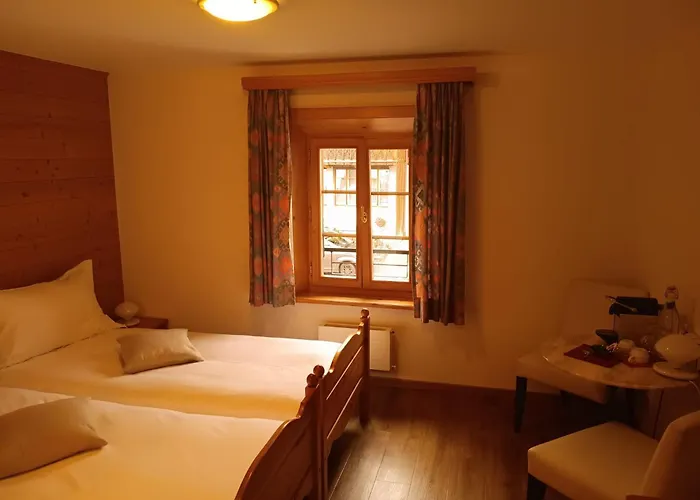De Commune Hotel 3*